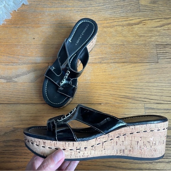 Donald J Pliner Shelee 2 Leather Wedge Toe Sandal Black Size 6.5 - Picture 1 of 9